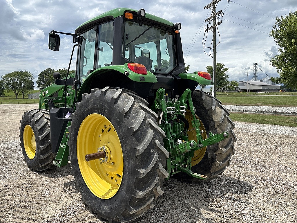 2015 John Deere 6150M MFWD Tractor