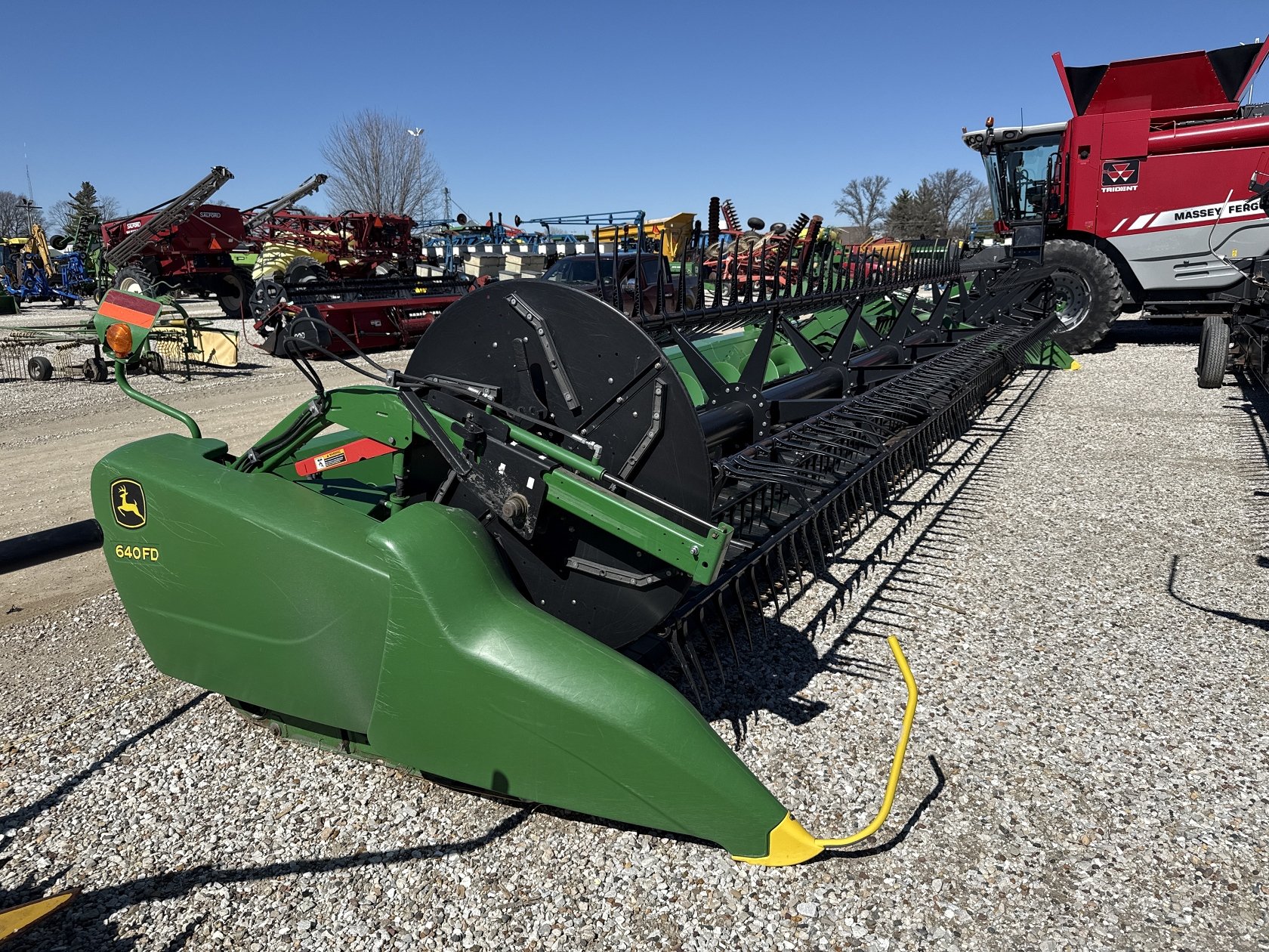 2017 John Deere 640FD Draper Head