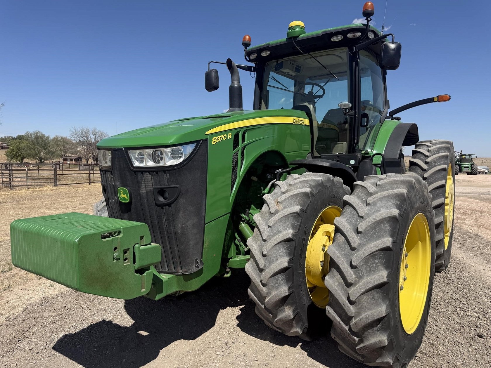 2014 JOHN DEERE 8370R 71635